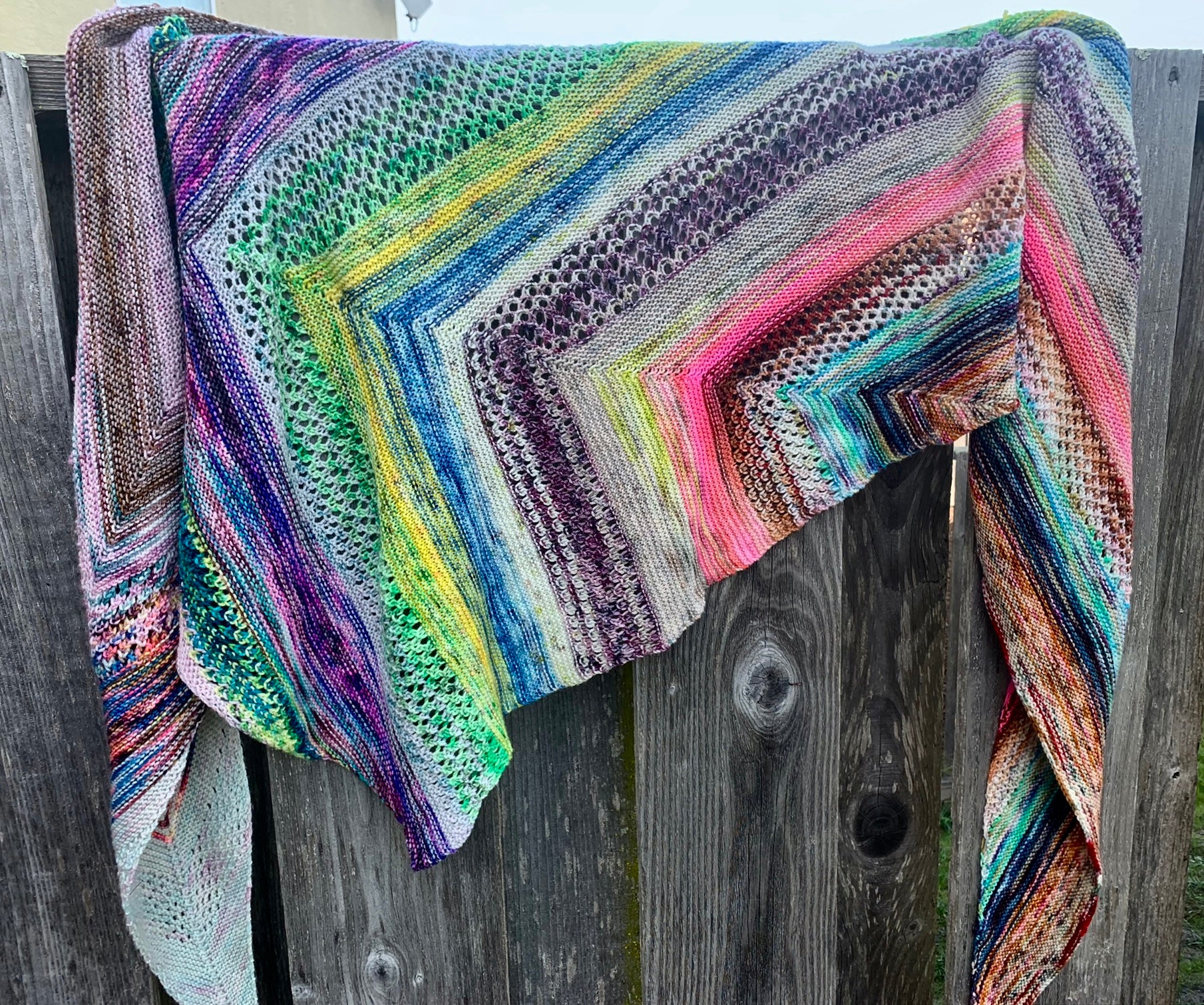 FO: Find Your Fade Shawl