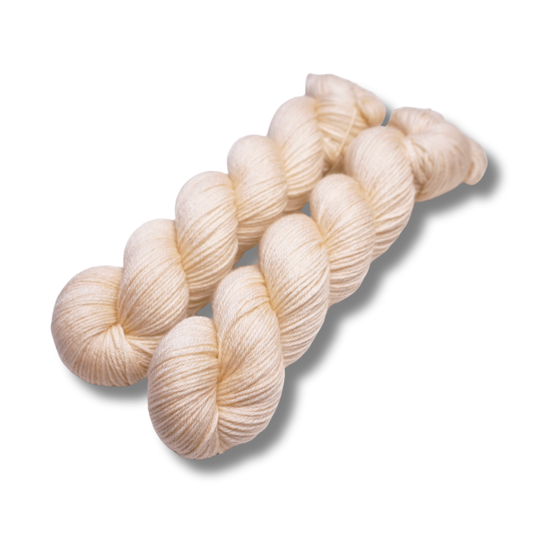 Shortbread | Fingering Weight | Plush Sock Base