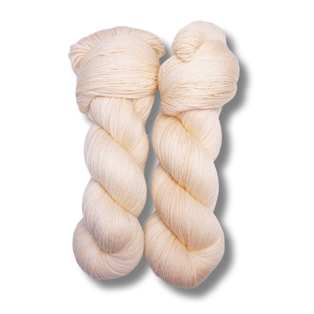 Shortbread | Fingering Weight | Plush Sock Base