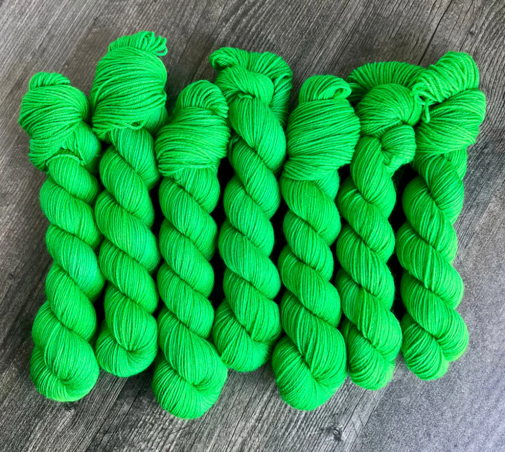 Yarnable YARN ONLY: T-RexCellent!| Plush Sock 50 gr