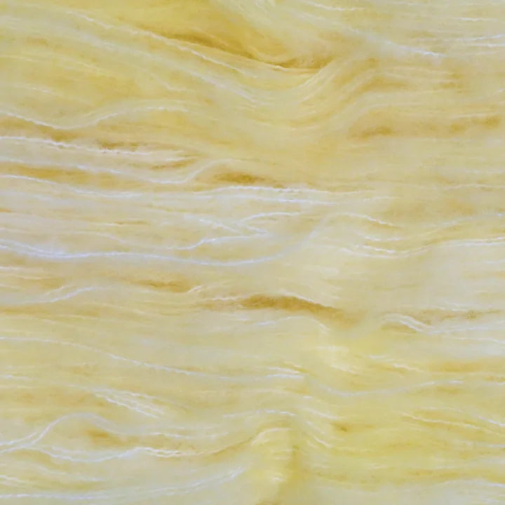Chateau Brushed Merino, close up