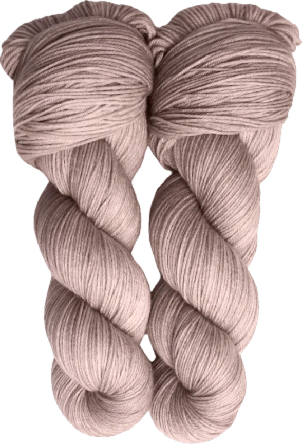 Iced Latte Fingering, 100g skeins
