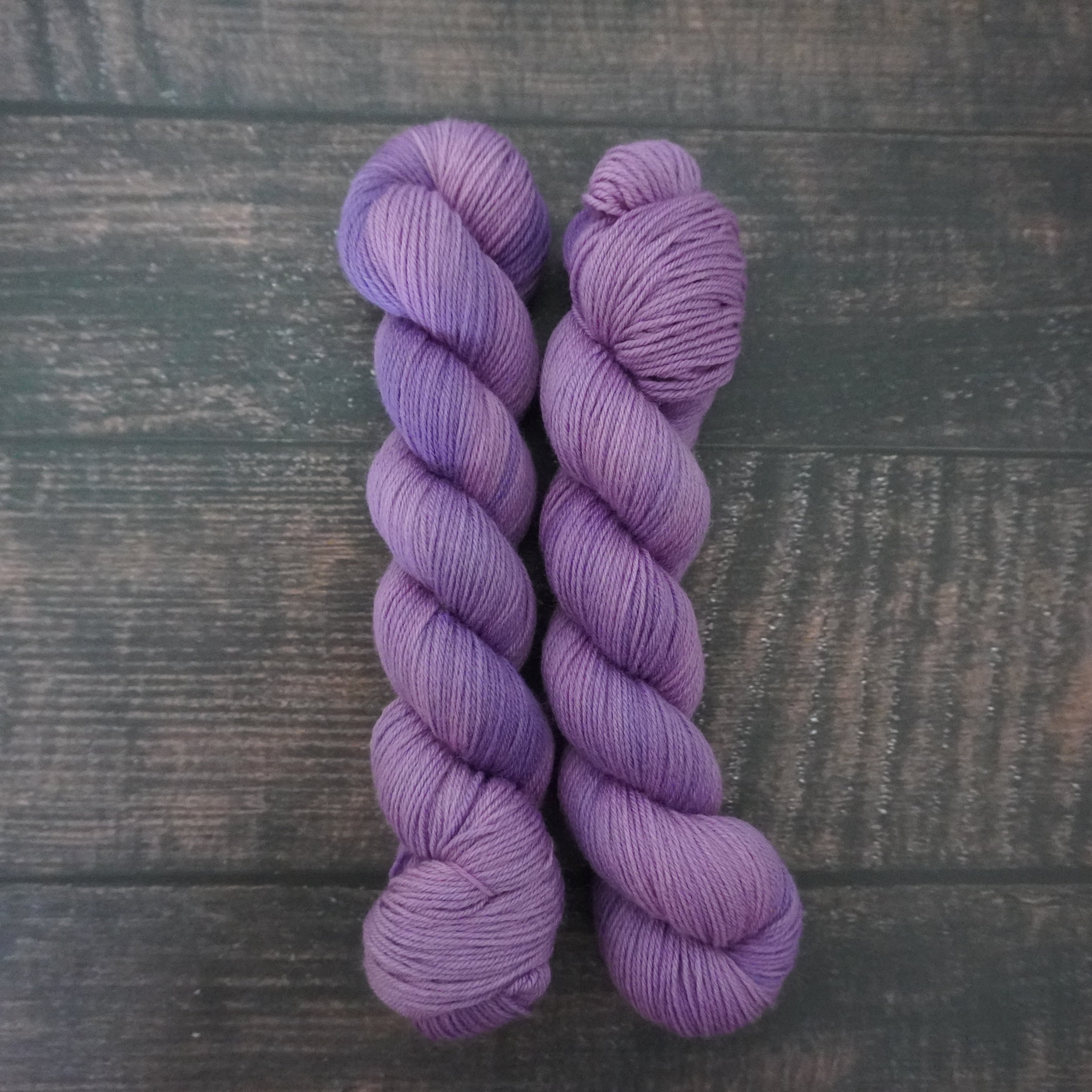 Bloomin' Violets | Plush Sock | 50 grams