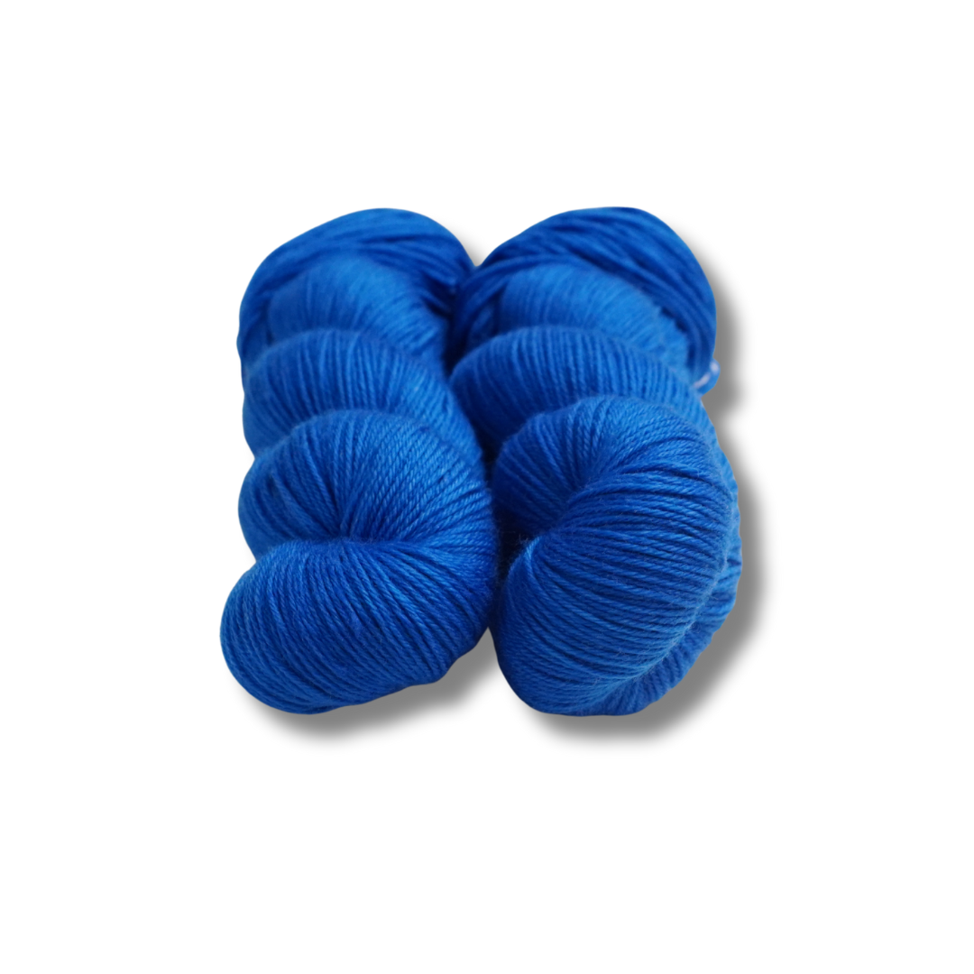 Midnight Flutter | Fingering Weight | Plush Sock Base