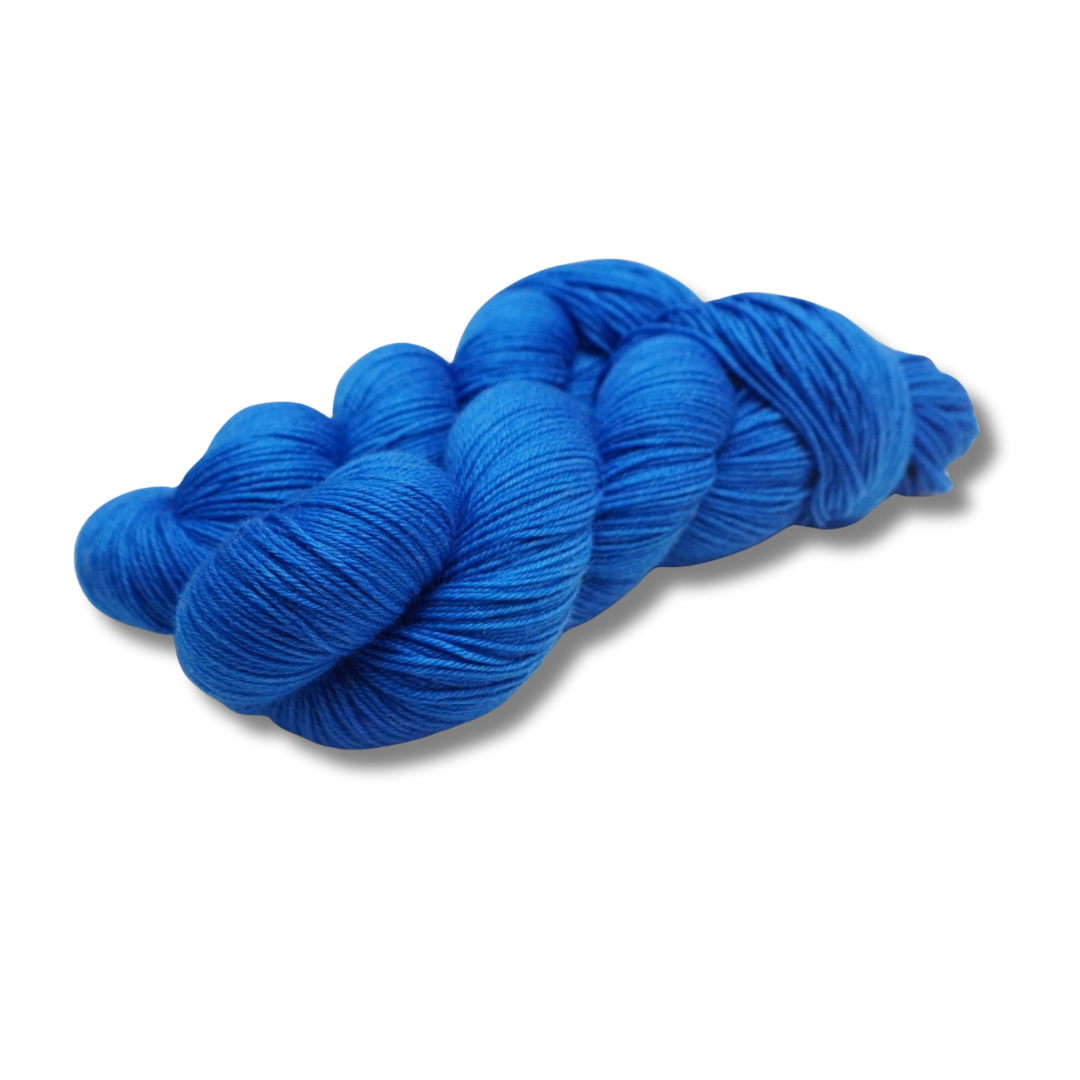 Midnight Flutter | Fingering Weight | Plush Sock Base