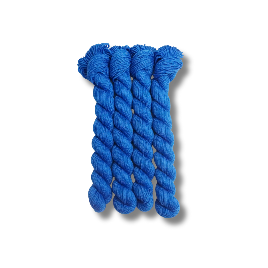 Midnight Flutter | Fingering Weight | Plush Sock Base