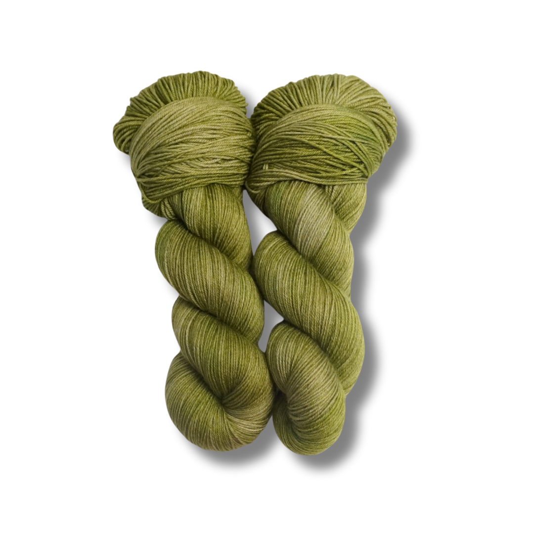 Spruce the Juice| Fingering Weight | Plush Sock Base