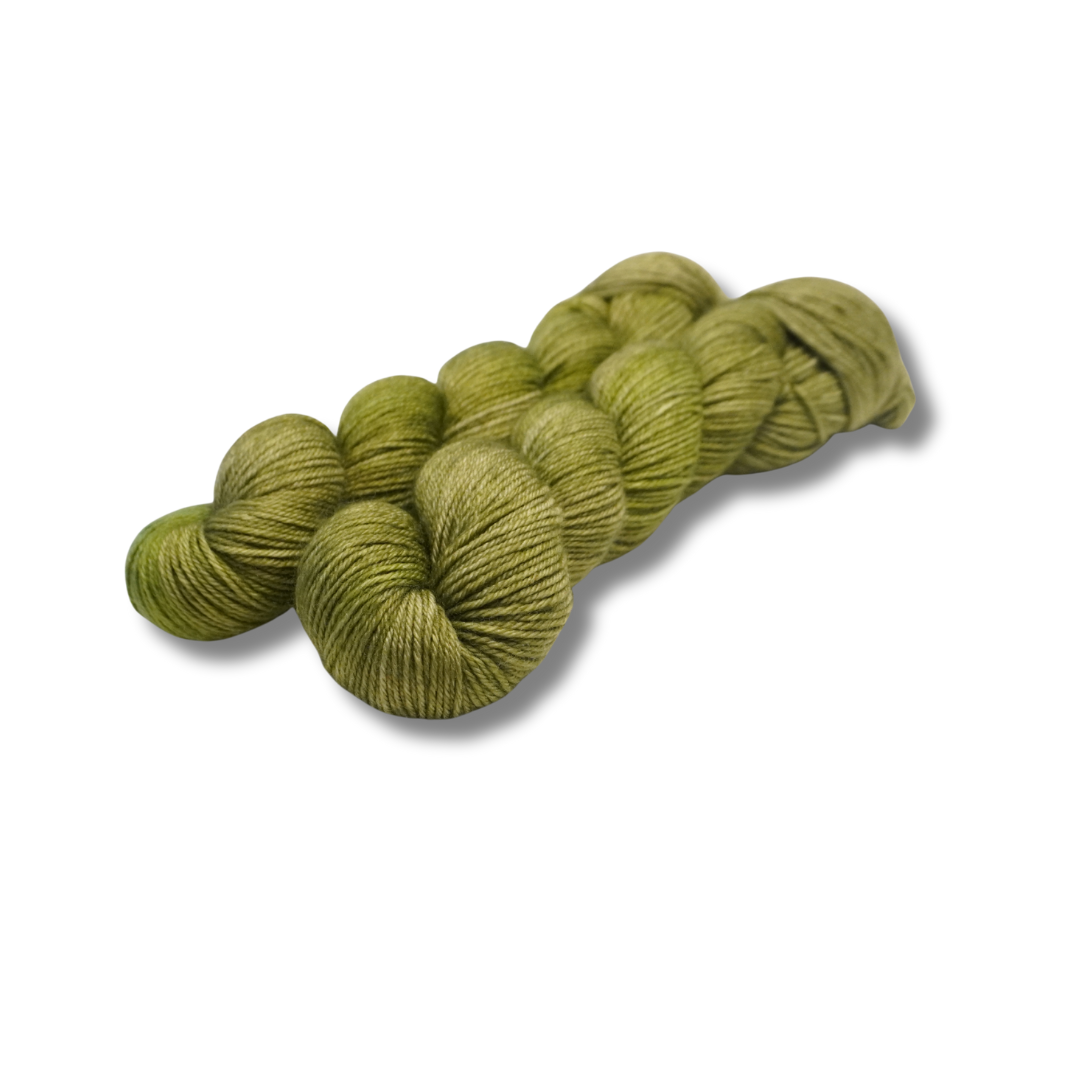 Spruce the Juice| Fingering Weight | Plush Sock Base