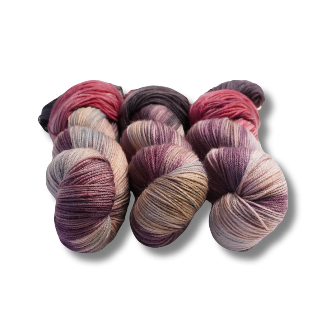 Potpourri | Fingering Weight | Plush Sock Base