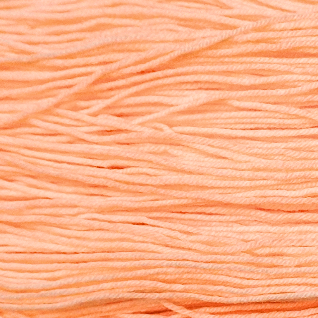 Creamsicle Color Bar Plush Sock fingering weight yarn, close-up of the color