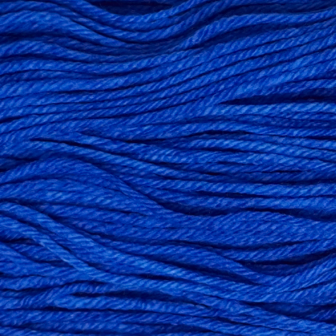 Midnight Flutter Color Bar Plush DK weight yarn, close-up of the color